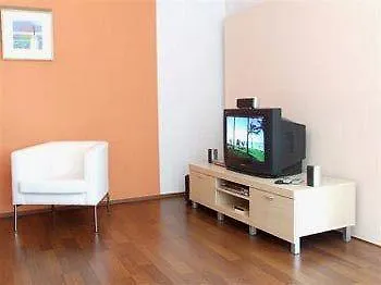 华沙沃赛特公寓酒店 *